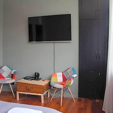 Open Doors Hostel *