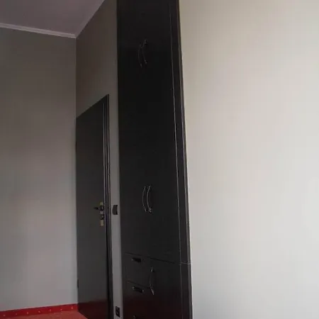 Open Doors ホステル *